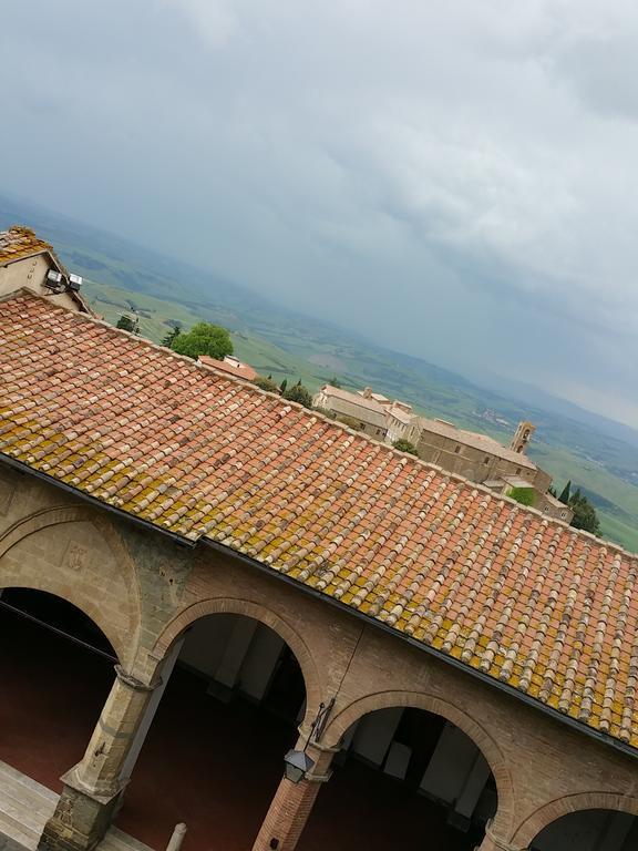 Scalette Di Piazza B&B Montalcino Exterior foto