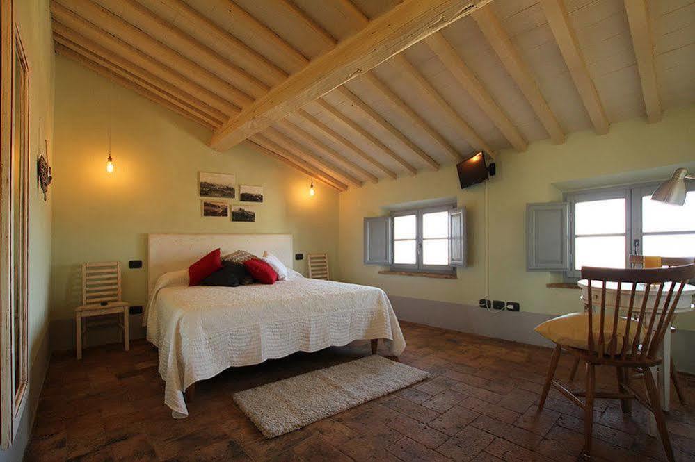 Scalette Di Piazza B&B Montalcino Exterior foto