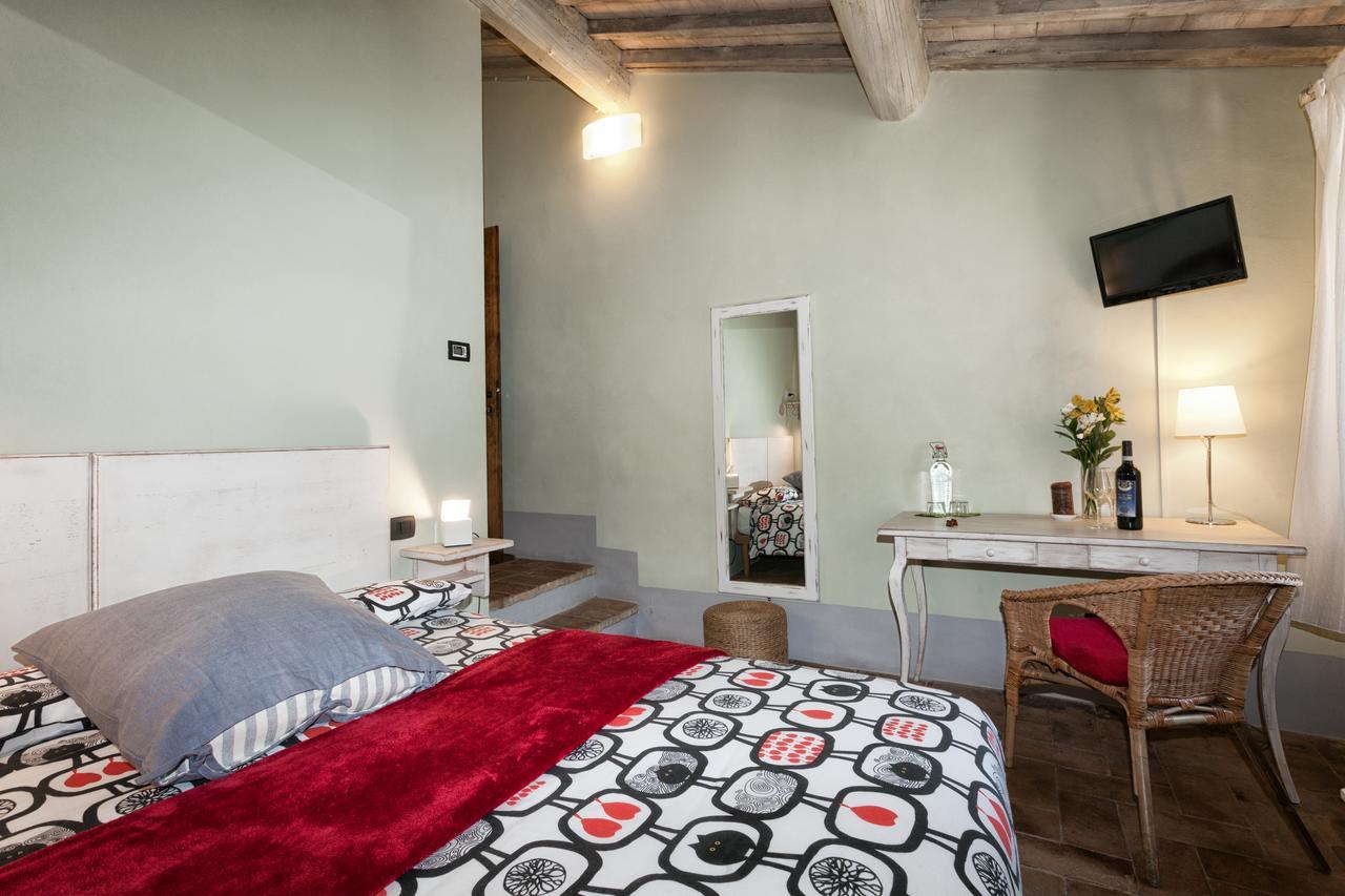 Scalette Di Piazza B&B Montalcino Exterior foto