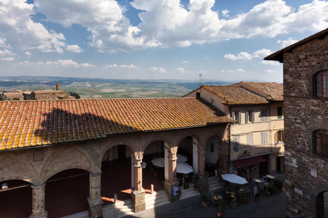 Scalette Di Piazza B&B Montalcino Exterior foto